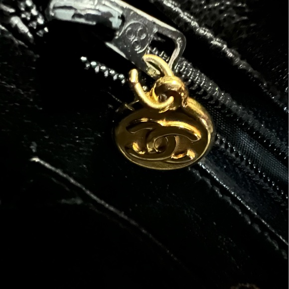 Authentic*RARE 1994 Chanel Camera Bag with Bijoux chain - Picture 10 of 17